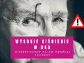 Zbliżenie na twarz starszego mężczyzny z okularami. Różowy prostokąt z napisem "Wysokie ciśnienie w oku" i ostrzeżenie.
