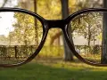 Kiedy okulary są konieczne przy krótkowzroczności? Od ilu dioptrii?