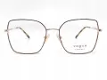 Eleganckie okulary korekcyjne marki Vogue Eyewear. Stylowe, metalowe oprawki w kształcie kocich oczu.