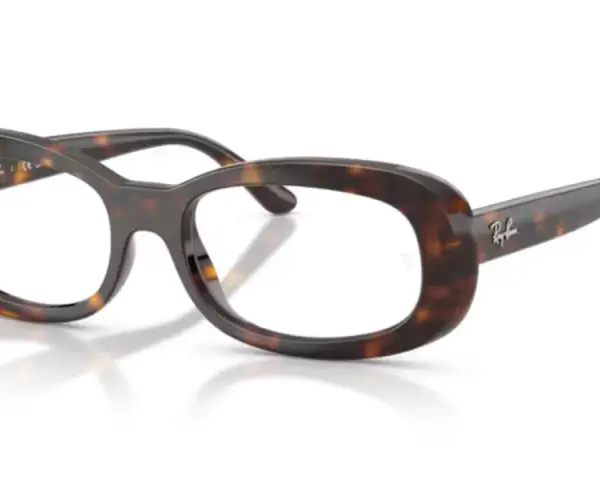Okulary Ray-Ban w panterkę z uszkodzonym antyrefleksem na soczewce.